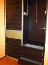 Tolóajtós beépített szekrény